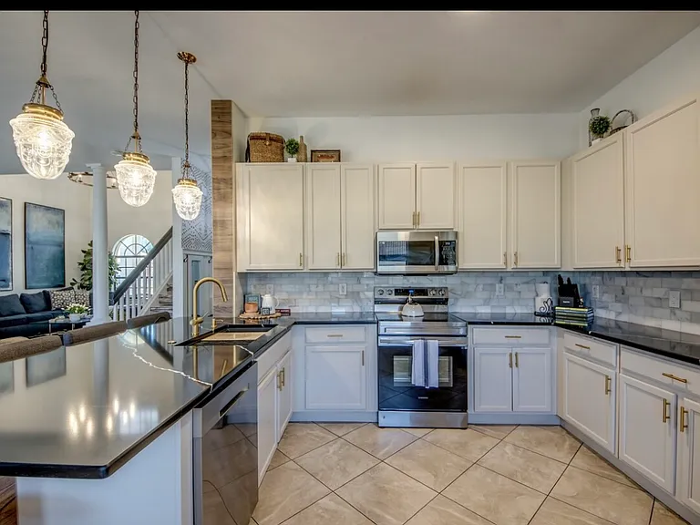 2731 Blue Cypress Lake Ct — Photo 2