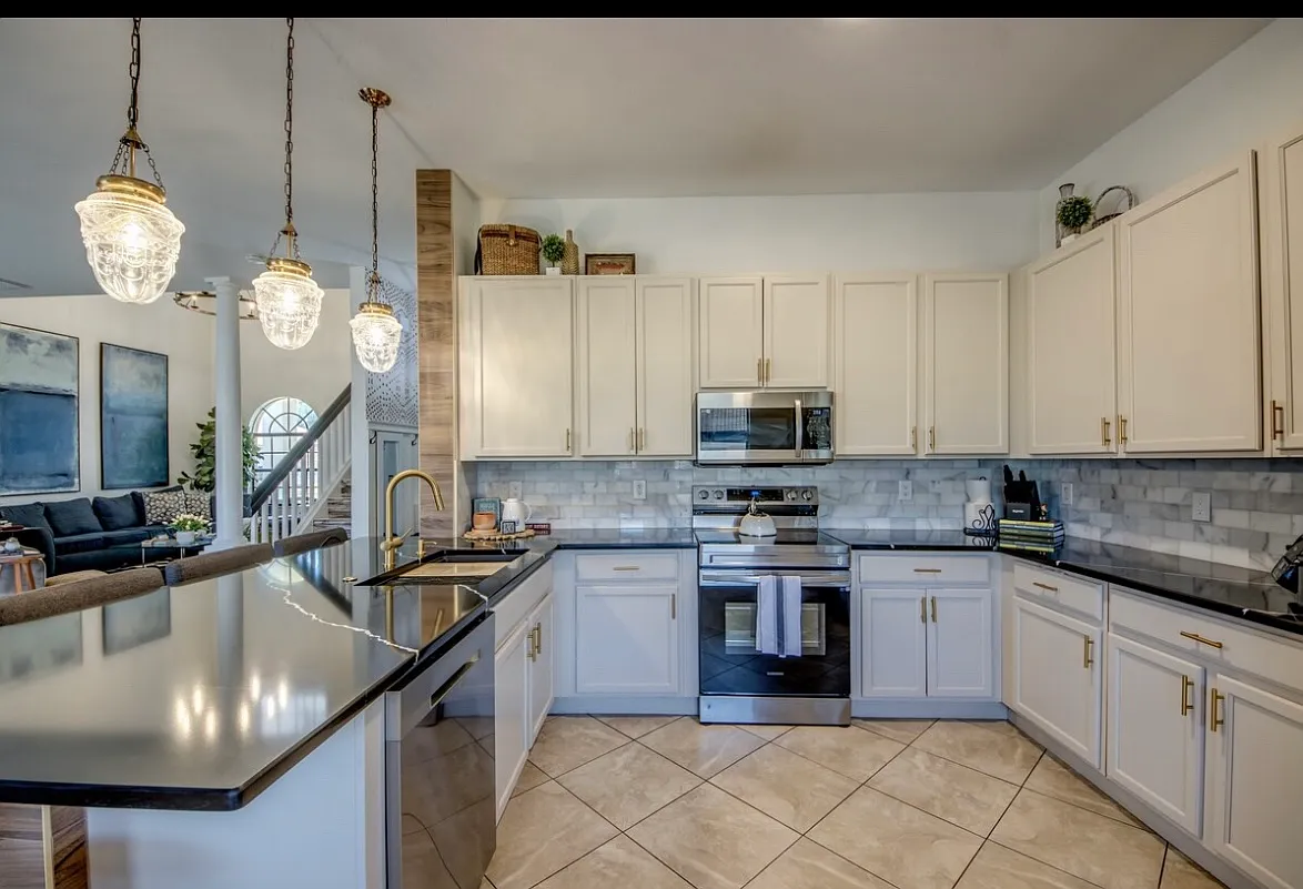 Building Photo - 2731 Blue Cypress Lake Ct