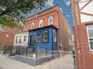 176 Monroe St, Passaic, NJ 07055