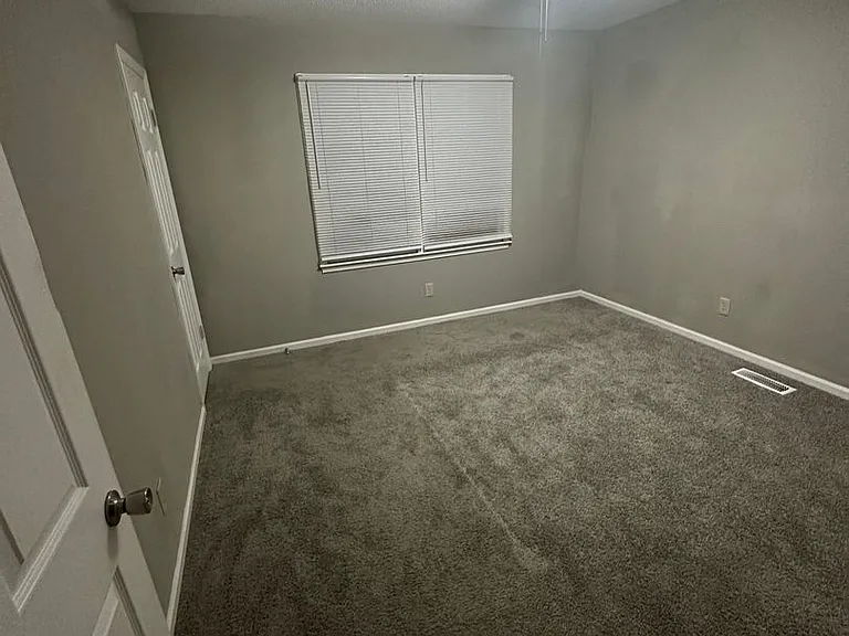 Cedar Hill Apartments — Photo 5