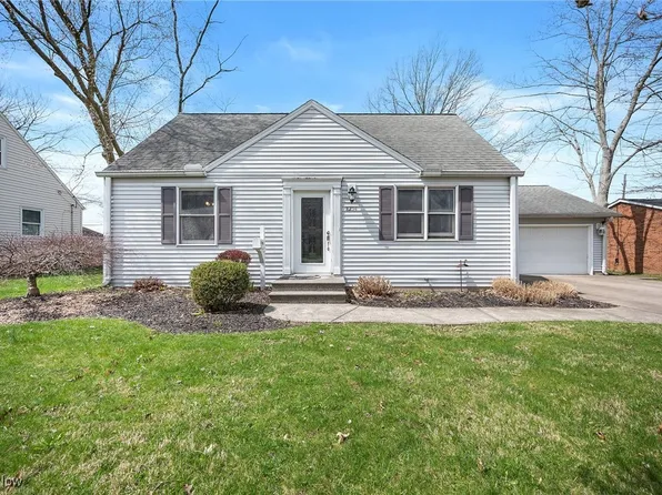 8254 Westmoor Rd, Mentor, OH 44060