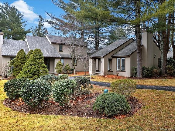 3rd image of 45 Byron Dr #45