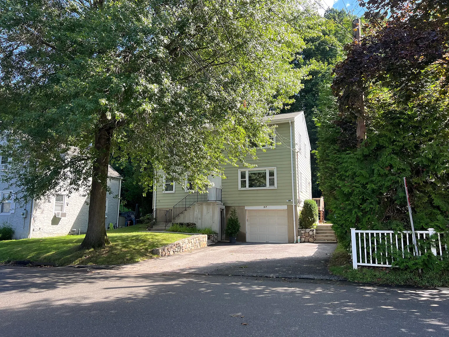 2 bed, 980 sqft, $3,000 — Photo 3