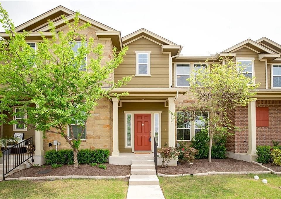 1st image of 1042 Lost Pines Ln