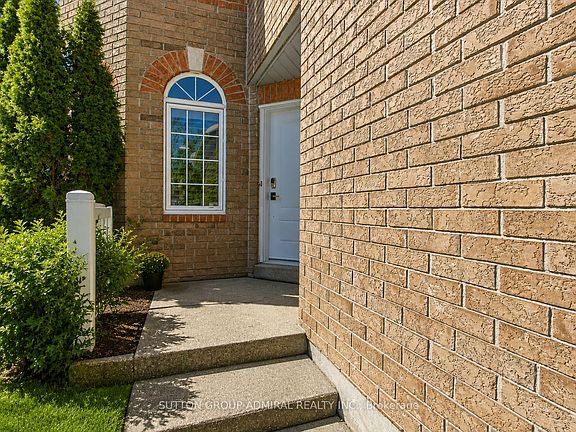 4th image of 87 Stemmle Dr