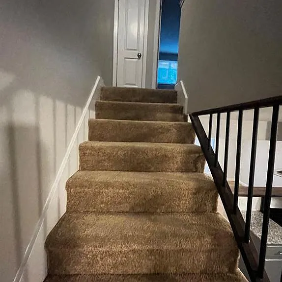 Skylark Point Apartments — Photo 8