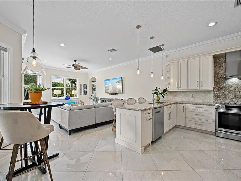 4241 Wellington Shores Dr — Photo 23