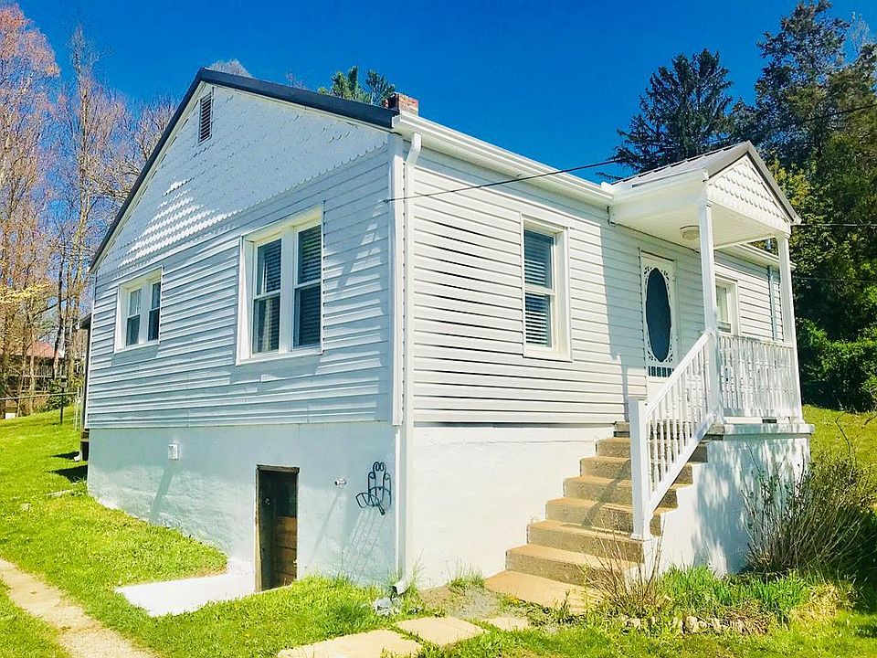 1st image of 222 Mahan St