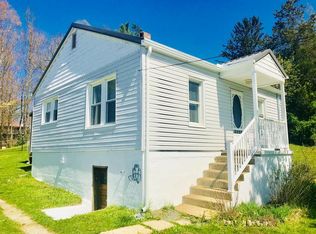 222 Mahan St, Oak Hill, WV 25901