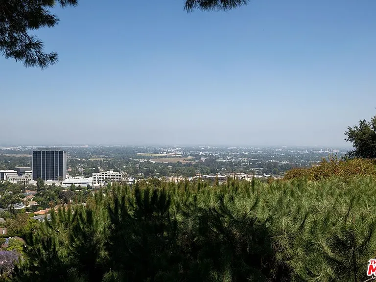 4159 Regal Oak Dr — Photo 46