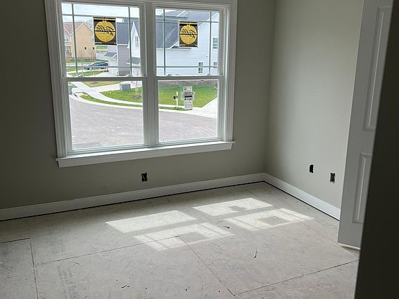 5th image of 9420B Alsace Ct