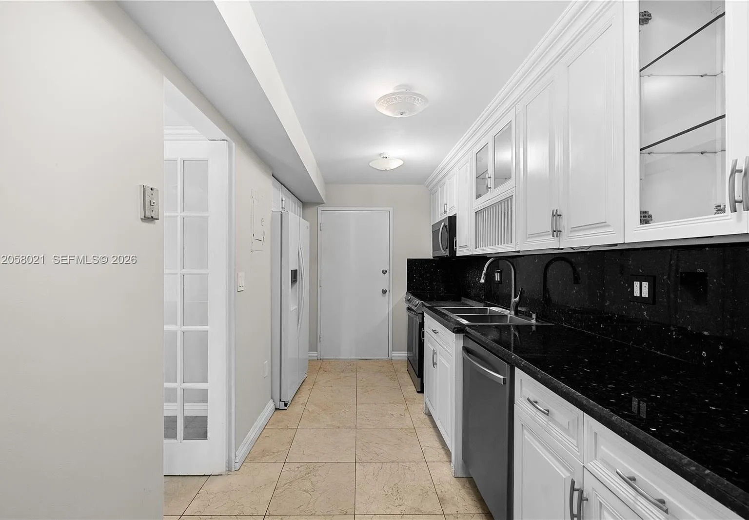 2 bed, 1251 sqft, $2,650 — Photo 2