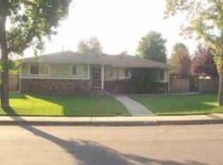 1249 N Laurel Ave, Upland, CA 91786