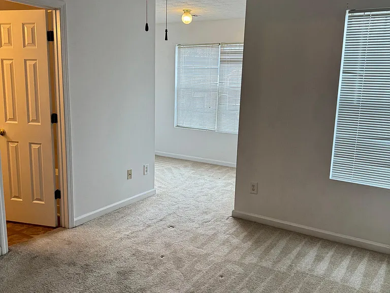 1564 Eastern Sunrise Ln #1564 — Photo 6