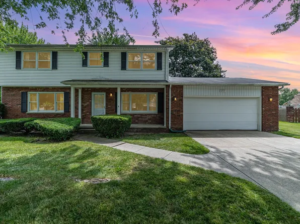 5273 Fairway Dr, Bay City, MI 48706