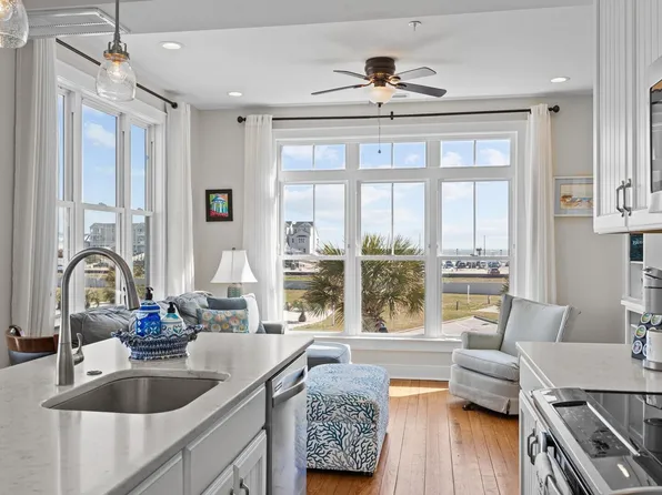 (undisclosed Address), Atlantic Beach, NC 28512