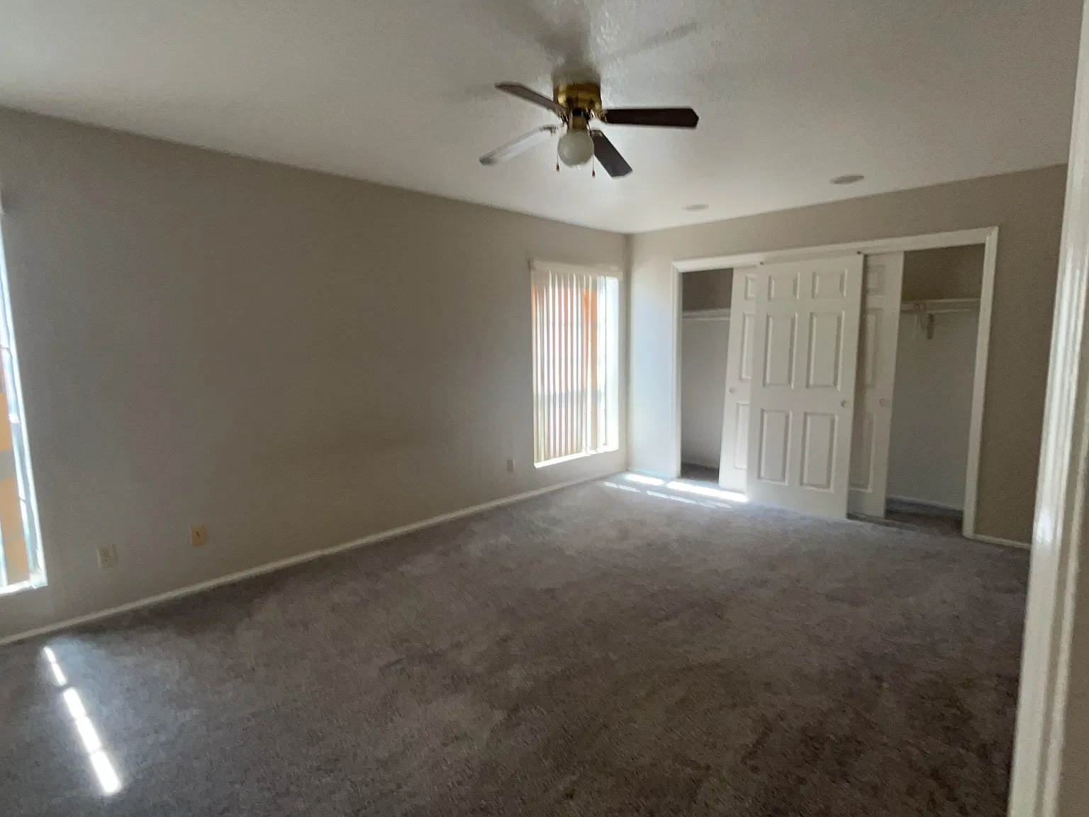 2 bed, 1.5 bath, 924 sqft, $1,395 — Photo 3