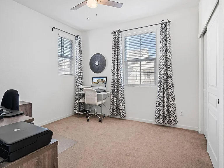 Upstairs bedroom #2