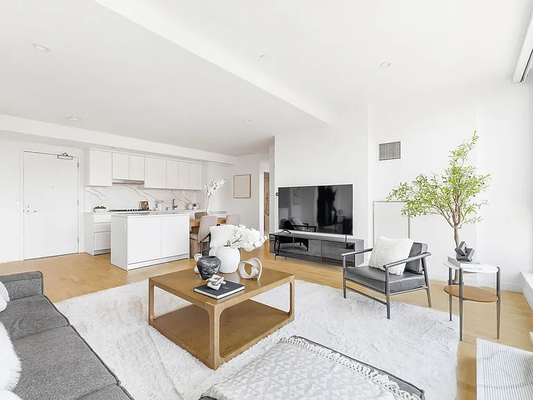 346 Congress St #703 — Photo 12