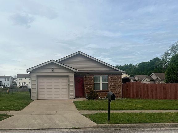 2nd image of 122 Marjorie Pl