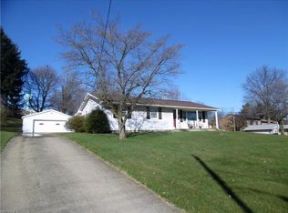 147 N Sunset Dr, Orrville, OH 44667