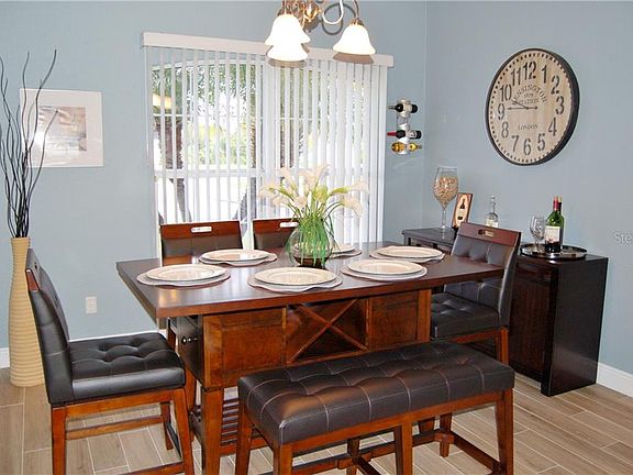 4th image of 2902 Caroline Victoria Ct