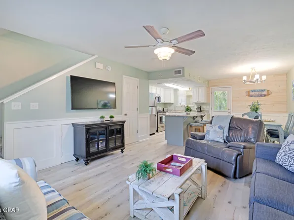 135 Robin Ln, Panama City Beach, FL 32407