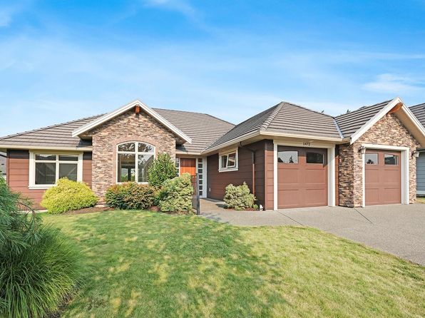 1472 Crown Isle Dr, Courtenay, BC V9N 4B2