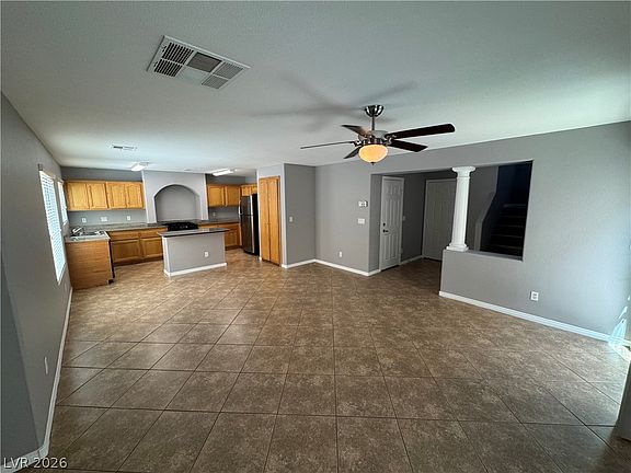 3rd image of 7267 Phlox Rd