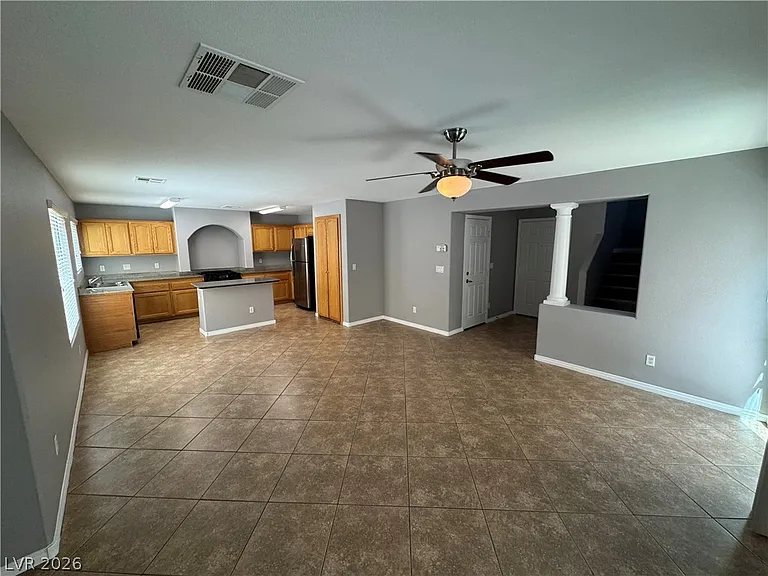 7267 Phlox Rd — Photo 3