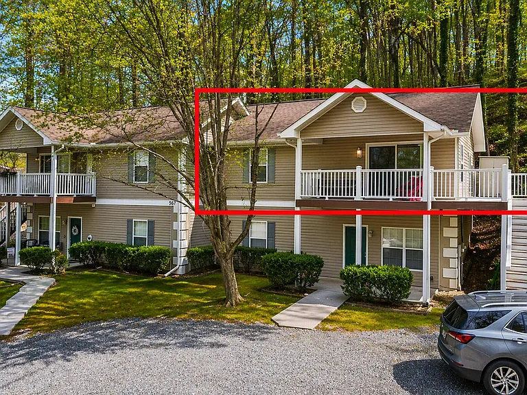 507 Emory Cir #B — Photo 3