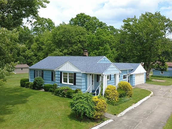 3rd image of 612 Briggs Rd