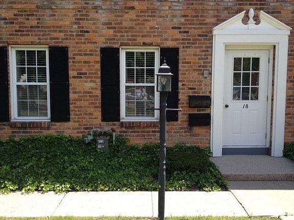 2nd image of 18 Thomas Jefferson Ln