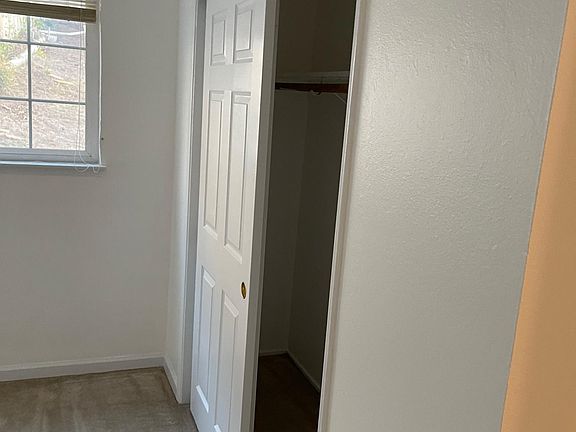 closet hall to the room