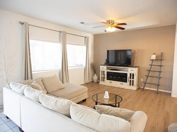 1127 Makian Pl NW, Albuquerque, NM 87120