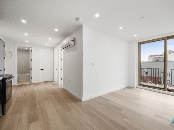 3216 Glenwood Rd #6C