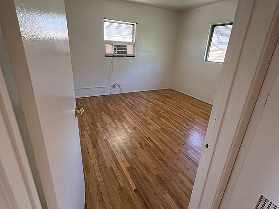 3rd image of 401 S 7th St #B