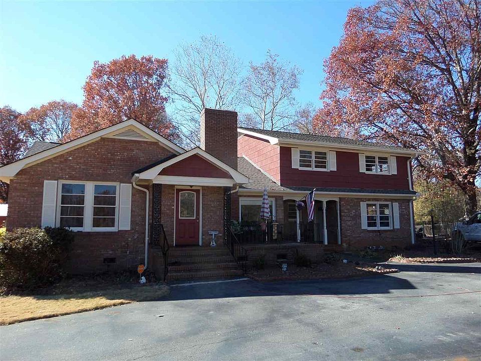 1st image of 158 Woodland Dr