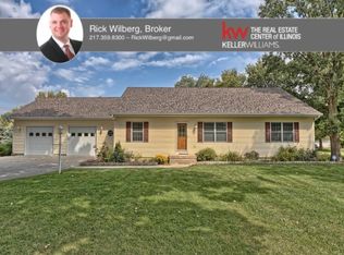 210 W Holden St, Tolono, IL 61880