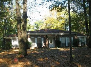 2370 Riverview Rd, West Point, MS 39773