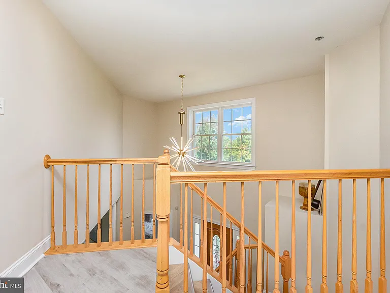 2121 Traceys Rd — Photo 37