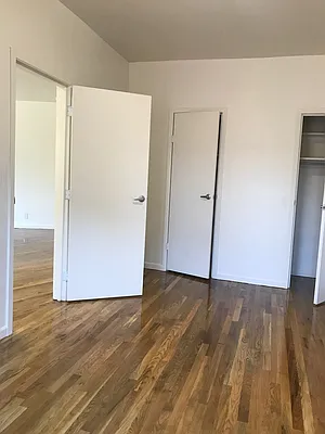 Rented by PMG Real Estate  | media 18