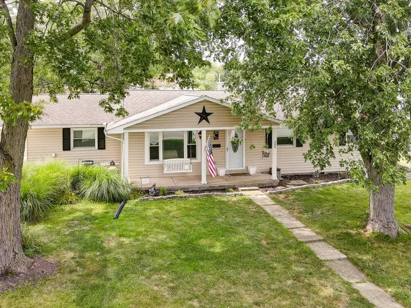 209 N Wood St, Wapakoneta, OH 45895