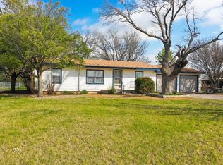 10912 Cottonwood Rd, Vernon, TX 76384