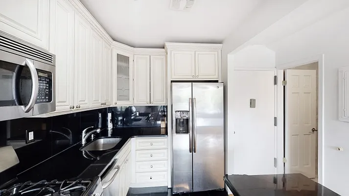 Rented by Citi Mosaic | media 8