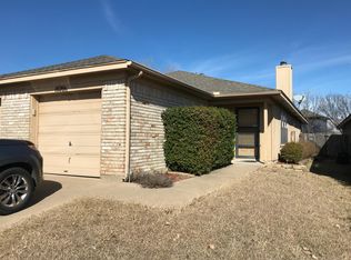10268 Aurora Dr, Fort Worth, TX 76108