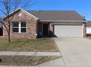 5546 Grassy Bank Dr, Indianapolis, IN 46237