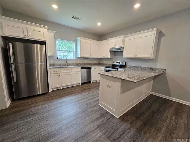 3 bed, 1248 sqft, $1,500 — Photo 4
