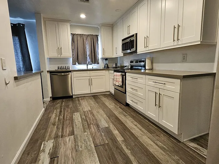 116 E Utah Ave — Photo 2