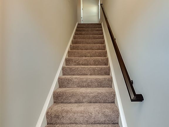 2nd image of 828 Yorkshire Dr #16-305